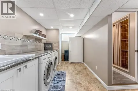 9924 Dickenson Road West Hamilton ON L0R 1W0