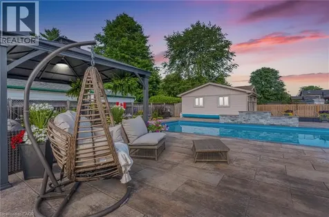 9924 Dickenson Road West Hamilton ON L0R 1W0