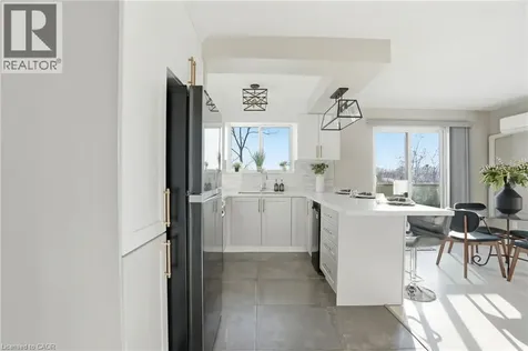 2373 King Street East Hamilton ON L8K 1X9