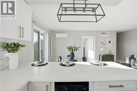 2373 King Street East Hamilton ON L8K 1X9