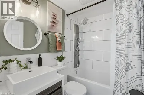 2373 King Street East Hamilton ON L8K 1X9