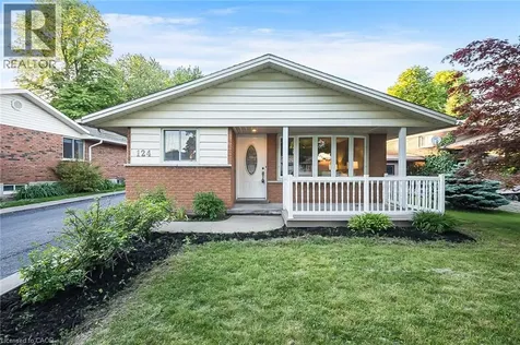 124 Dunsmere Drive Kitchener ON N2E 1V7