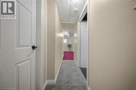 124 Dunsmere Drive Kitchener ON N2E 1V7