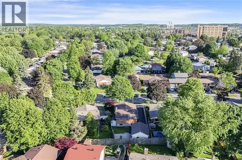124 Dunsmere Drive Kitchener ON N2E 1V7