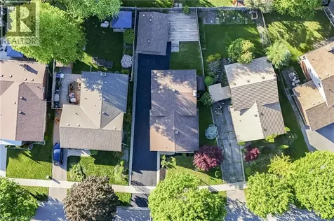 124 Dunsmere Drive Kitchener ON N2E 1V7