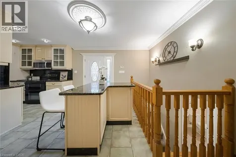 124 Dunsmere Drive Kitchener ON N2E 1V7