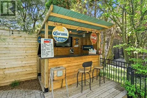 182 River Street Scugog ON L0C 1G0