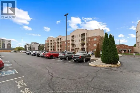 5995 Ellis Street Lasalle ON N9H 2P1