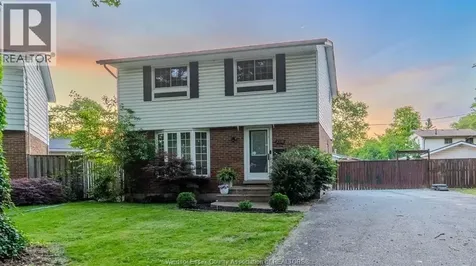 3536 Wolfe Court Windsor ON N9C 1X2