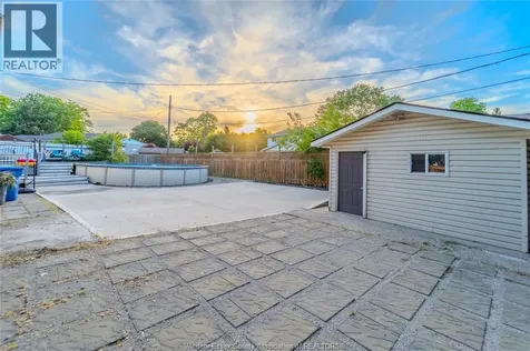 3536 Wolfe Court Windsor ON N9C 1X2