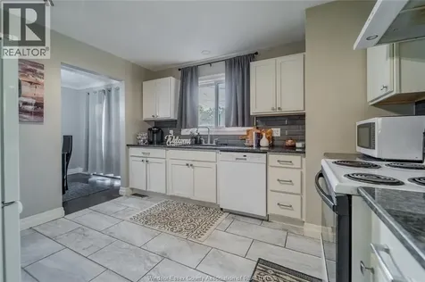 3536 Wolfe Court Windsor ON N9C 1X2