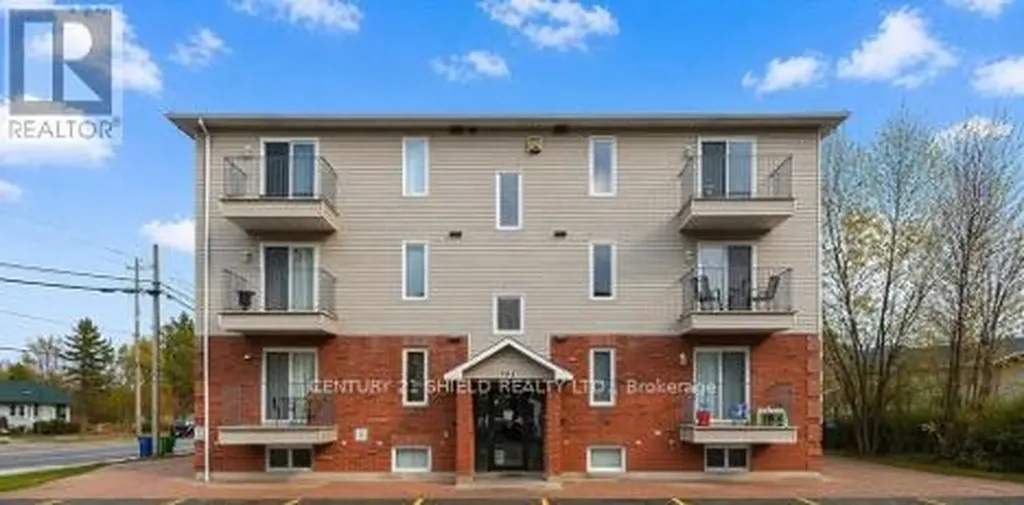 902 Notre Dame Street Russell ON K0A 1W0