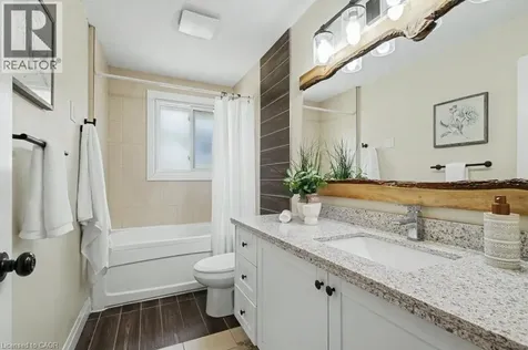 94 Devonglen Drive Kitchener ON N2E 2C5