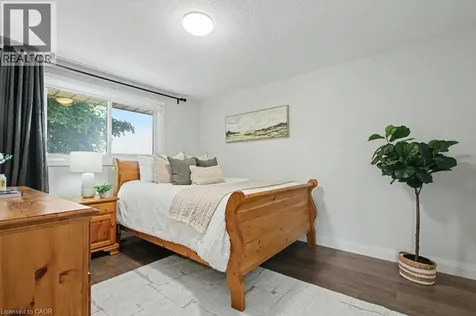 94 Devonglen Drive Kitchener ON N2E 2C5