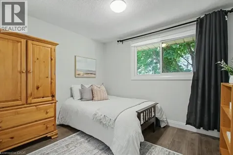 94 Devonglen Drive Kitchener ON N2E 2C5