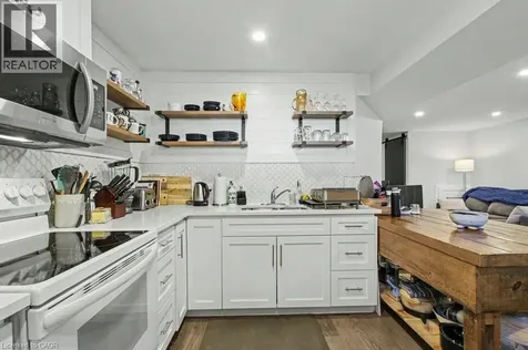 94 Devonglen Drive Kitchener ON N2E 2C5