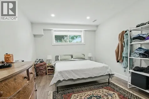 94 Devonglen Drive Kitchener ON N2E 2C5