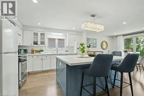 94 Devonglen Drive Kitchener ON N2E 2C5
