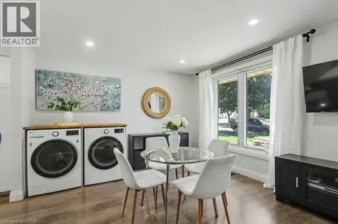 94 Devonglen Drive Kitchener ON N2E 2C5