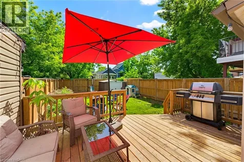 124 Campbell Avenue Hamilton ON L8H 2E9