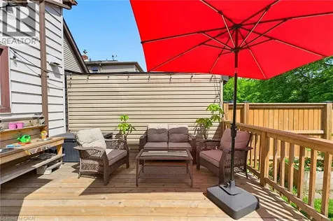 124 Campbell Avenue Hamilton ON L8H 2E9