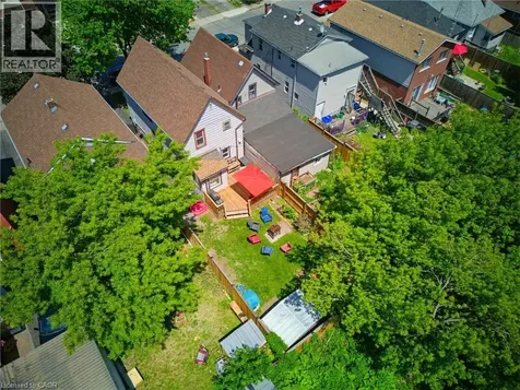 124 Campbell Avenue Hamilton ON L8H 2E9