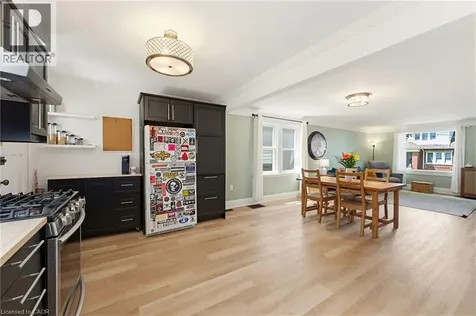 124 Campbell Avenue Hamilton ON L8H 2E9