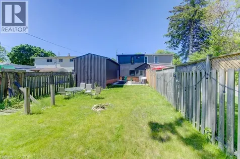 11 Davidson Street Cambridge ON N1S 2T8