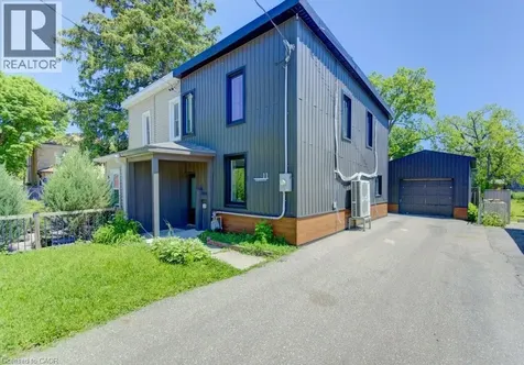 11 Davidson Street Cambridge ON N1S 2T8