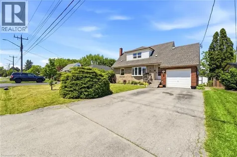 54 Randall Avenue Hamilton ON L8G 2K9