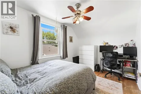 54 Randall Avenue Hamilton ON L8G 2K9