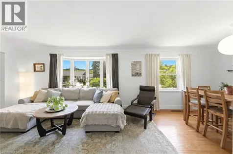54 Randall Avenue Hamilton ON L8G 2K9
