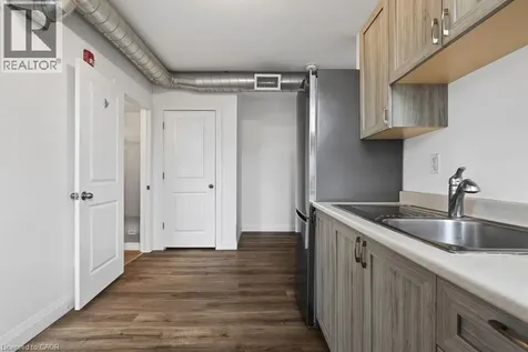 433 Barton Street East Hamilton ON L8L 2Y5