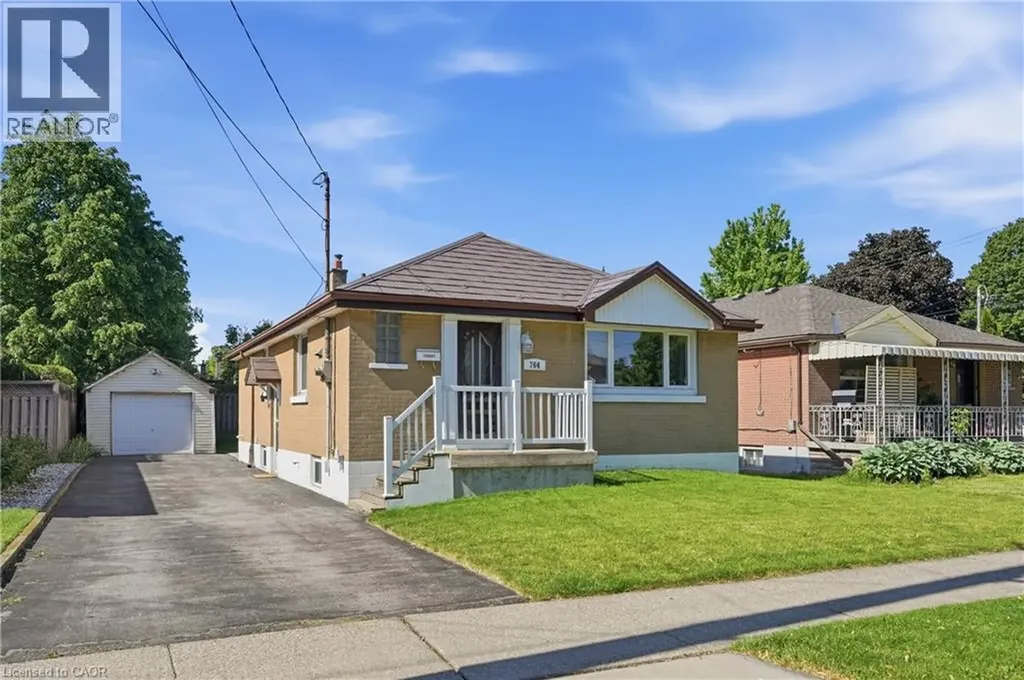 764 Brucedale Avenue East Hamilton ON L8V 1R9
