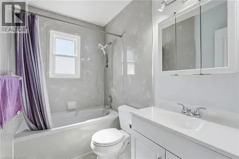 764 Brucedale Avenue East Hamilton ON L8V 1R9