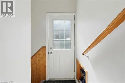 764 Brucedale Avenue East Hamilton ON L8V 1R9