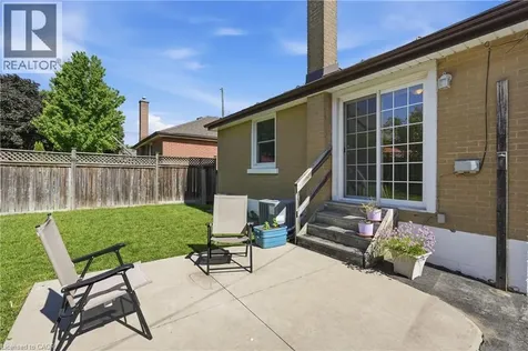 764 Brucedale Avenue East Hamilton ON L8V 1R9
