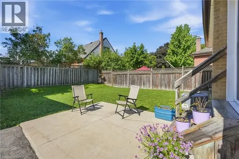 764 Brucedale Avenue East Hamilton ON L8V 1R9