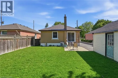 764 Brucedale Avenue East Hamilton ON L8V 1R9
