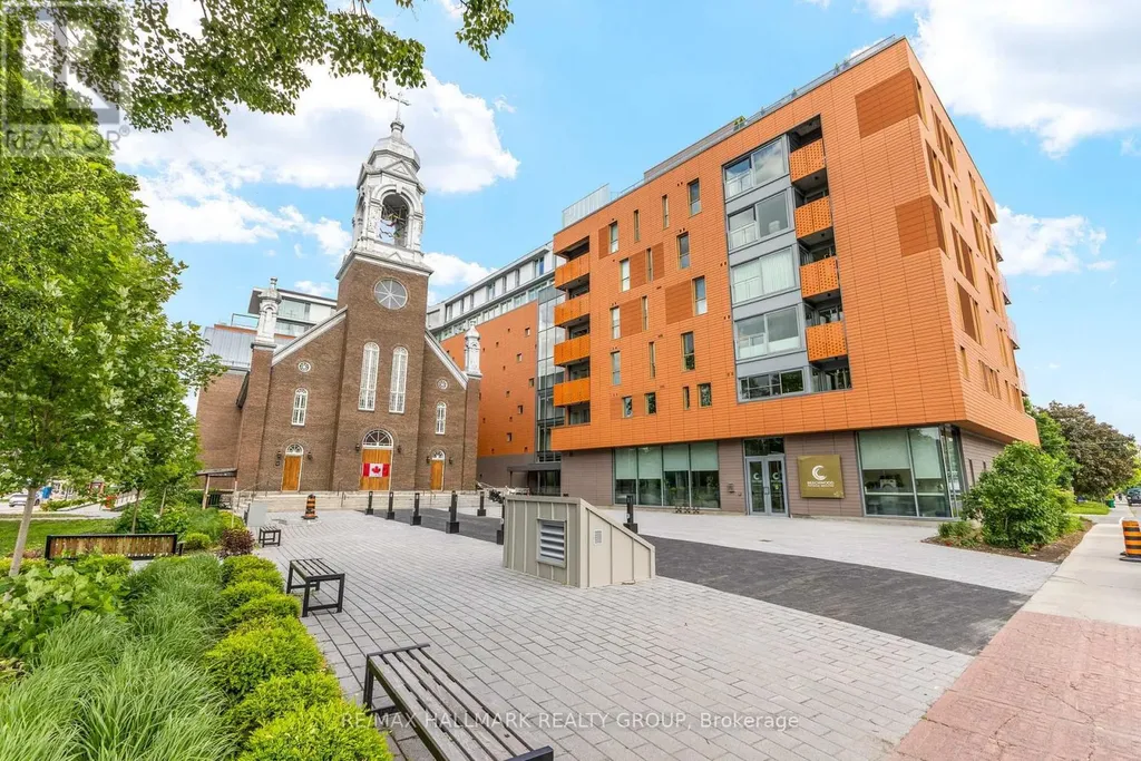 135 Barrette Street Ottawa ON K1L 7Z9