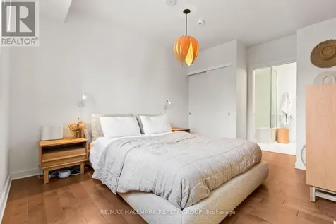 135 Barrette Street Ottawa ON K1L 7Z9