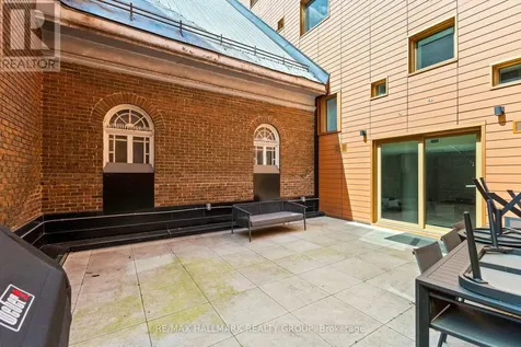 135 Barrette Street Ottawa ON K1L 7Z9