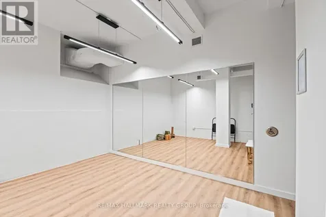 135 Barrette Street Ottawa ON K1L 7Z9