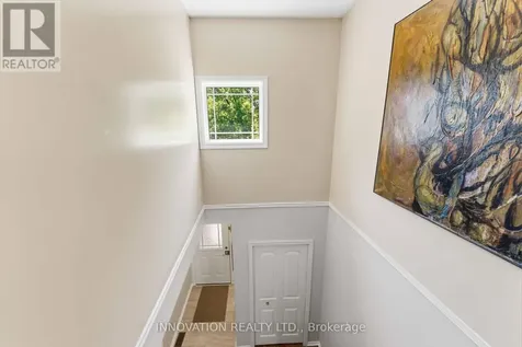5 Harrington Court Ottawa ON K2K 2S7