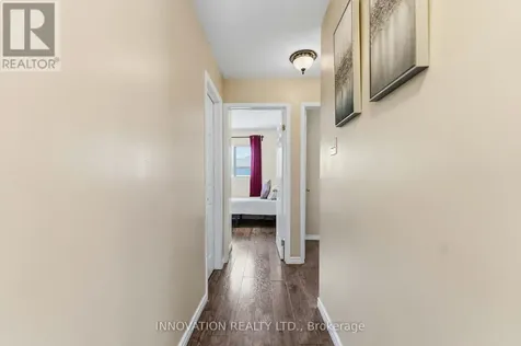 5 Harrington Court Ottawa ON K2K 2S7