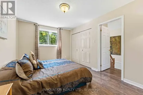 5 Harrington Court Ottawa ON K2K 2S7