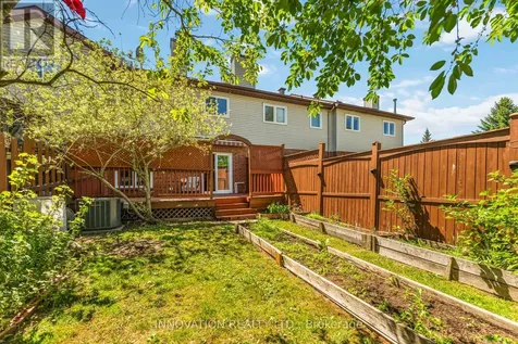 5 Harrington Court Ottawa ON K2K 2S7