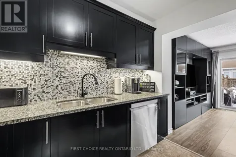 622 Bluegill Avenue Ottawa ON K2J 5Y8