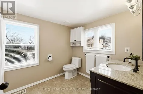 40 Smith Street Port Hope ON L1A 3A4