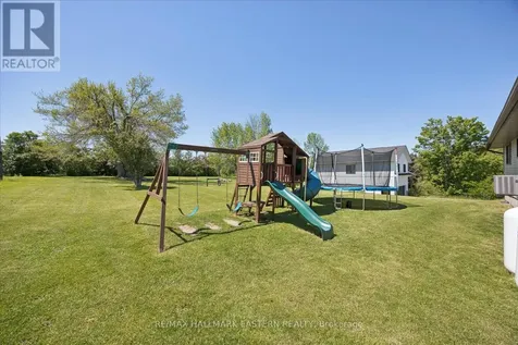 829 Kimberly Drive Selwyn ON K0L 1T0